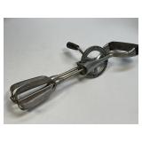 (C) Mid Century Ecco Hand Egg Beater Made in USA