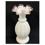 (C) Vintage Fenton White Vase White Cased