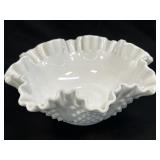 (C) Vintage Fenton Hobnail Milk Glass Round
