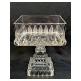 (A) Vintage Jeannette Clear Glass Wedding 9" Open