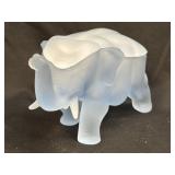 (C) Vintage Indiana Glass Frosted Blue Elephant