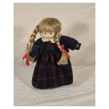 Vtg Porcelain 9ï¿½' Doll
