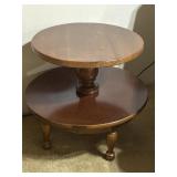 22ï¿½ x 24ï¿½ End Table