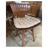 4 Bar Stools w/ 14ï¿½ Seat Height