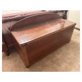 44ï¿½ x 19ï¿½ x 17ï¿½ Chest