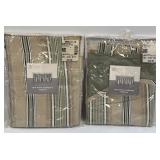 (E) Home Collection One Wave Scalloped Valance