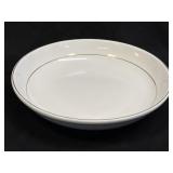 (B) Oneida Porcelain SPLENDID GOLD 11' Serving