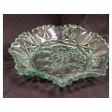 (B) Federal Glass Company Pioneer Fruit Bowl