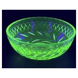 (D) Vintage Green Depression Glass Uranium Floral