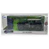 (C) Die Cast Metal 1:24 Scale NIB Just Trucks