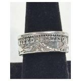 (SC) Silver-Toned Classic Dollar Ring United
