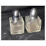 2ï¿½ Salt & Pepper Shakers