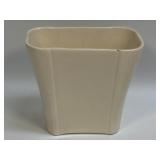 (D) Vintage USA Pottery Planter 5.5"  (Tight