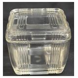 (A) Vintage Hazel-Atlas Glass Criss Cross Square