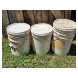 3 Plastic Buckets
