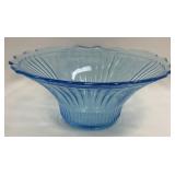 (K) Vintage Anchor Hocking Glass Company Ice Blue