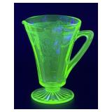 (L) Vintage ANCHOR HOCKING Uranium Glass Cameo