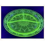(L) Vintage ANCHOR HOCKING Uranium Glass Cameo