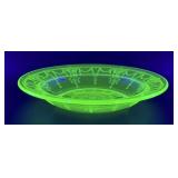 (L) Vintage ANCHOR HOCKING Uranium Glass Cameo