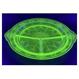 (L) Vintage ANCHOR HOCKING Uranium Glass Cameo