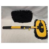 (D) Extendable Car Wash Brush