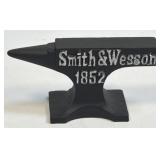 (SC) Miniature Cast Iron Anvil Smith & Wesson 1852
