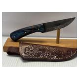 8ï¿½ Damascus Style Fixed Blade Knife with Leather