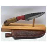 8ï¿½ Damascus Style Fixed Blade Knife with Leather