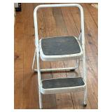 2ï¿½ Step Stool