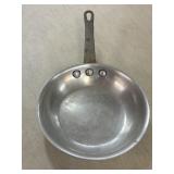 (F) NSF Approved Egg Skillet