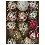 (A) Vintage Push Pin Beaded Sequin Handmade