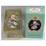 (B) Precious Moments Ornament Friendships Warm