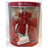 Vintage 1988 Happy Holidays Barbie Mattel No.