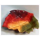 (A) Clay Art Fall Serving Bowl Leaf Shape Hand