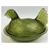 (A) Vintage Indiana Glass Green Hen On Nest