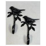 (A) 2 pc Cast Aluminum Hooks with Bird Design 6ï¿½