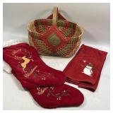 (B) Woven Buttocks Style Basket with Christmas
