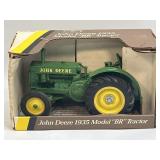 John Deere 1935 Model BR Tractor 1/16 Scale Die