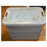(FL) Storage Tote with Lid as Shown