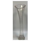 (G) Tall 16.5ï¿½ Clear Glass Scalloped Edge Vase