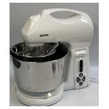 (G) Kenmore Stand Mixer with Bowls and