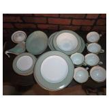 38 Pc Taylor Smith & Taylor Classic Herritage