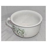 East Liverpool Potteries Chamber Pot 9ï¿½'W 5ï¿½'T