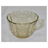 Federal Glass Madrid Amber Yellow Teacup 2ï¿½' tall