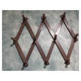 Accordion Wall Hanger