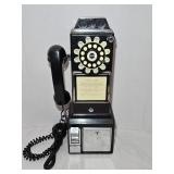 Plastic Vintage Style Public Payphone 18ï¿½'H