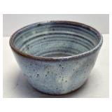 (B) Pottery Serving Bowl Signed 6ï¿½ Diameter