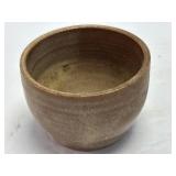 (B) Artist Signed Pottery Bowl 3ï¿½ Diameter