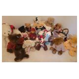 K - LOT OF COLLECTIBLE BEARS (N93)