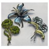 V - LOT OF 3 COSTUME JEWELRY BROOCHES (J20)